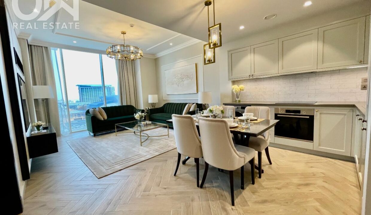 BRAND NEW * HOUSEKEEPING * 5 STAR FACILITIES