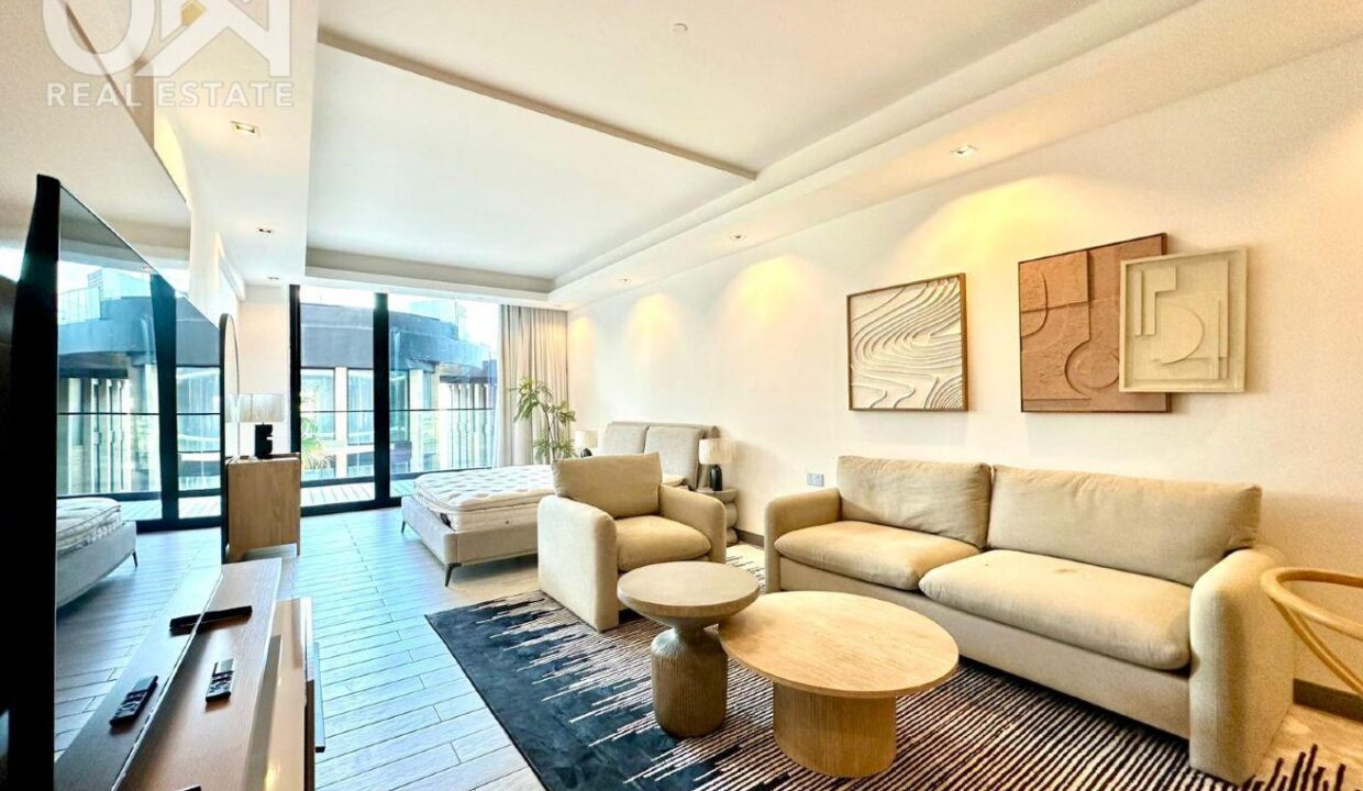 AMAZING HOME / BEST FACILITIES / NEXT TO SCHOOL