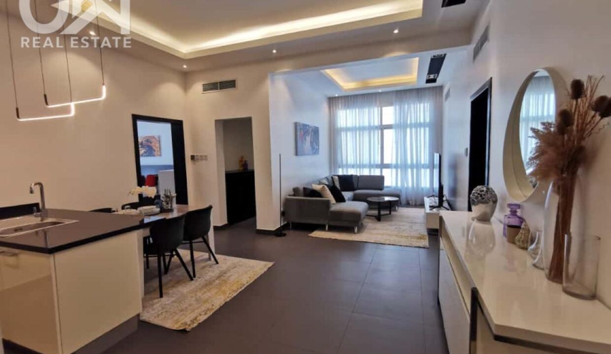 LUXURY/FAMILY BUILDING/ SPACIOUS /GYM