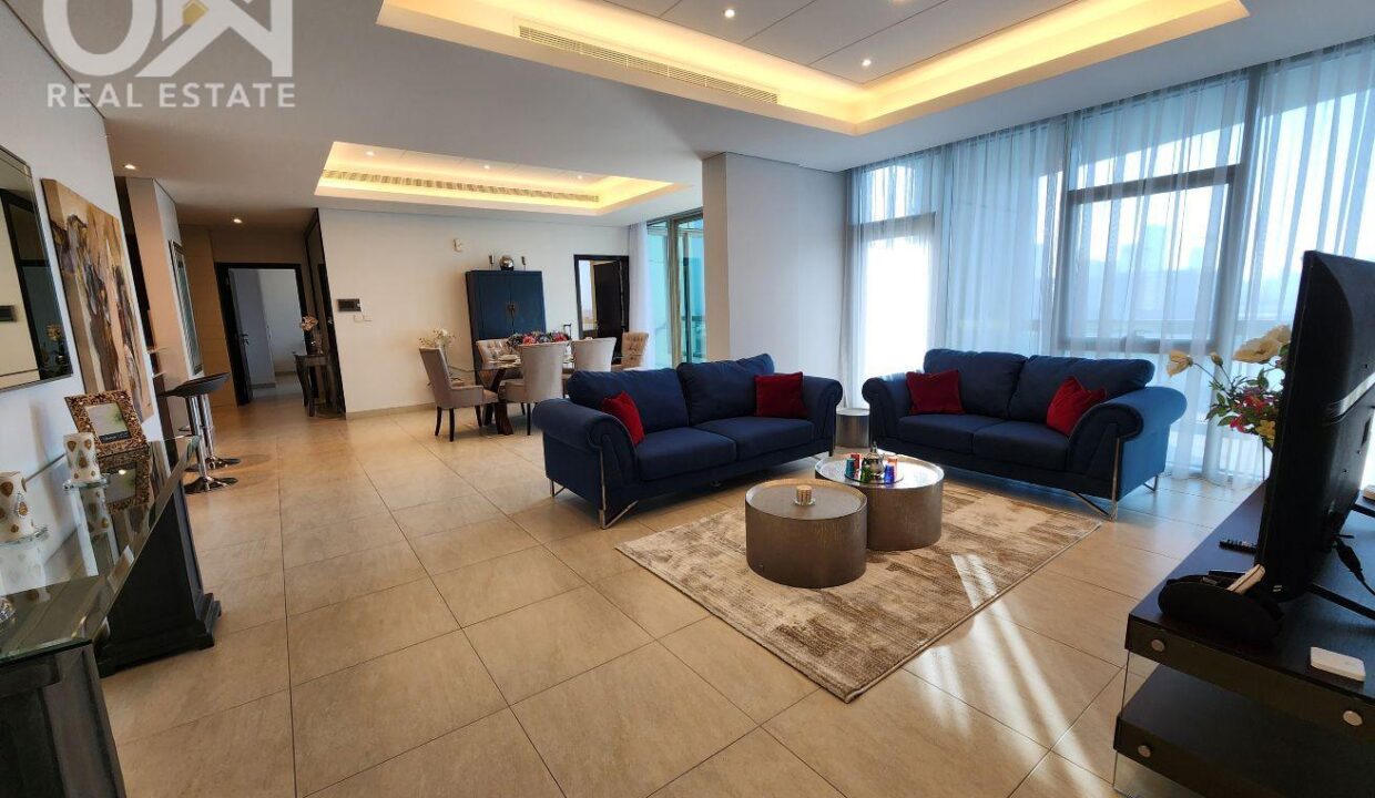 Discover an Exceptional Living Experience in This