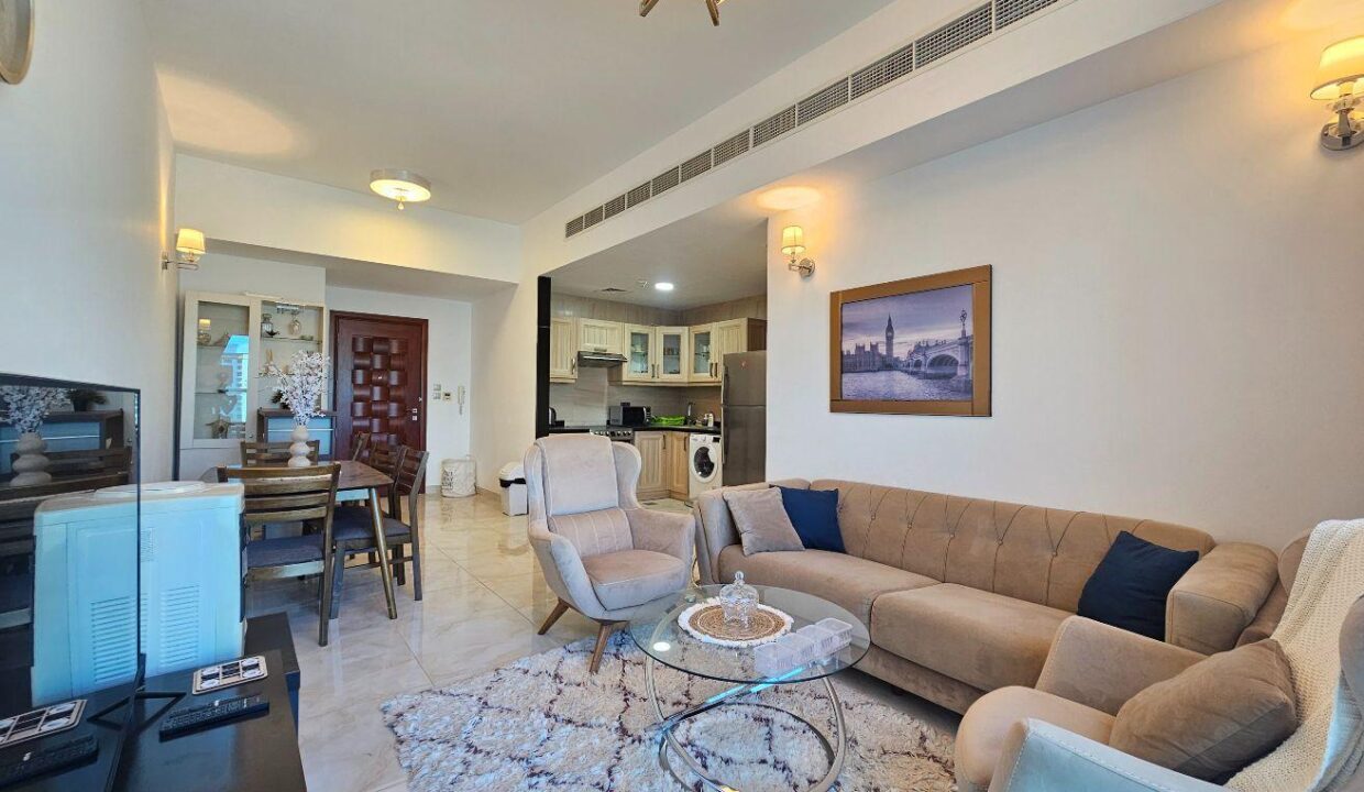 Luxury | All inclusive | Near city center |Balcony