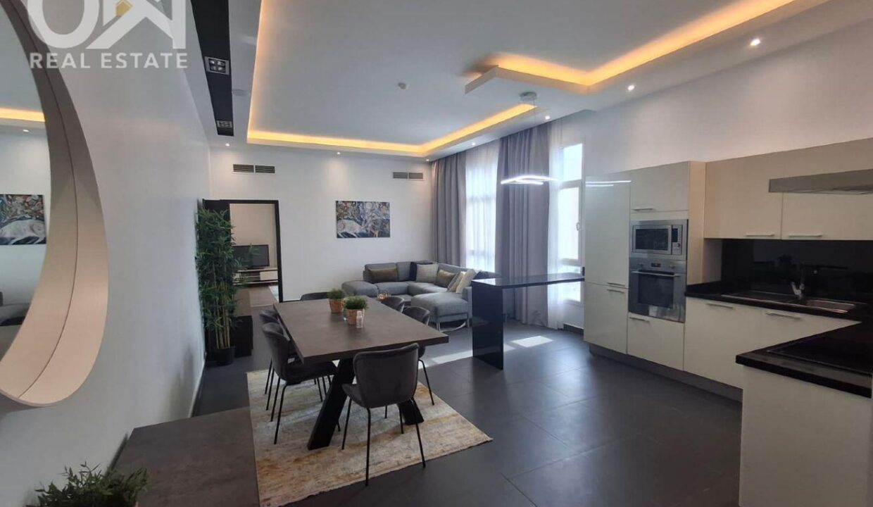 LUXURY/FAMILY BUILDING/ SPACIOUS /GYM