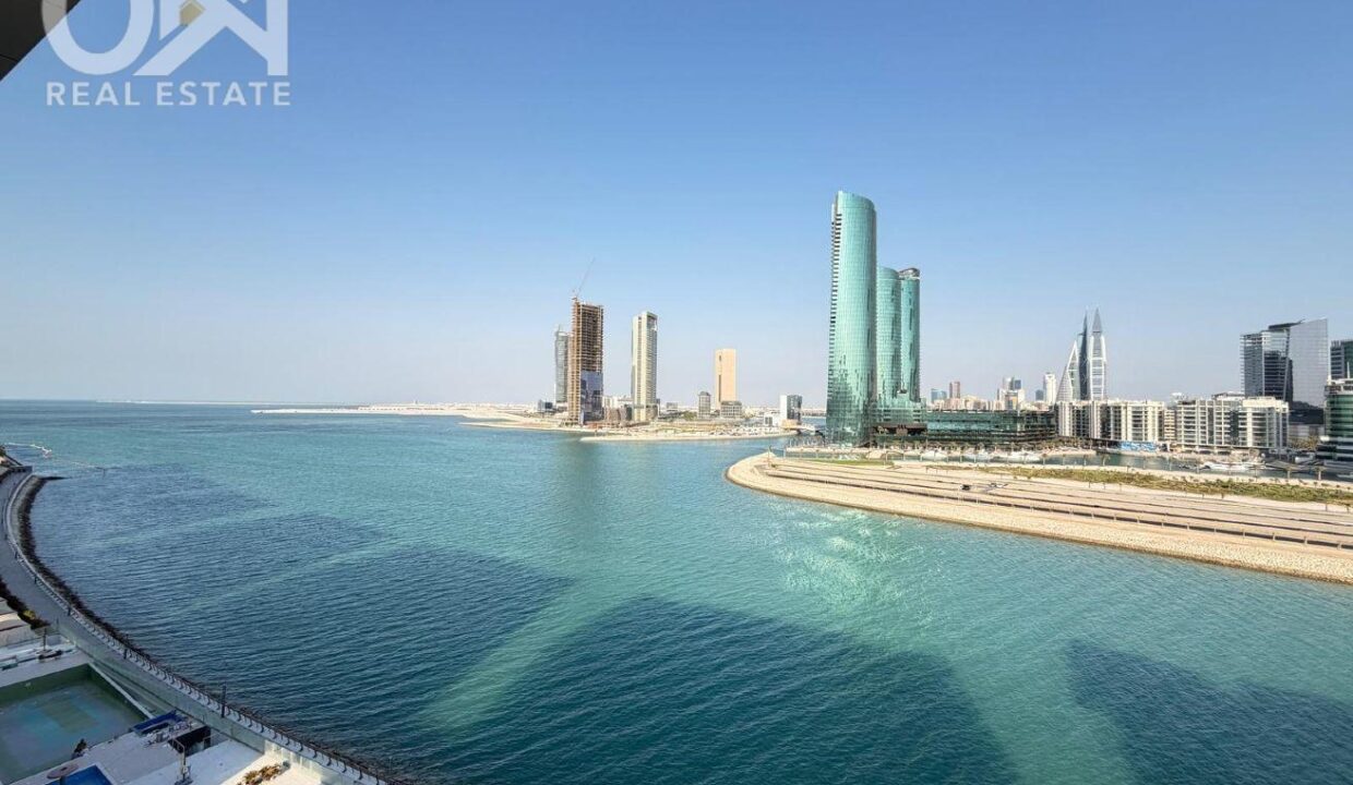 PENTHOUSE* SEA VIEW * ALL LANDMARKS * HUGE TERRACE