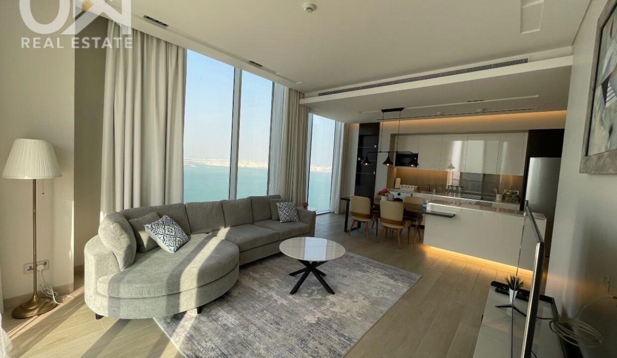 PANORAMIC SEA VIEW - 5 STAR HOTEL STYLE FACILITIES