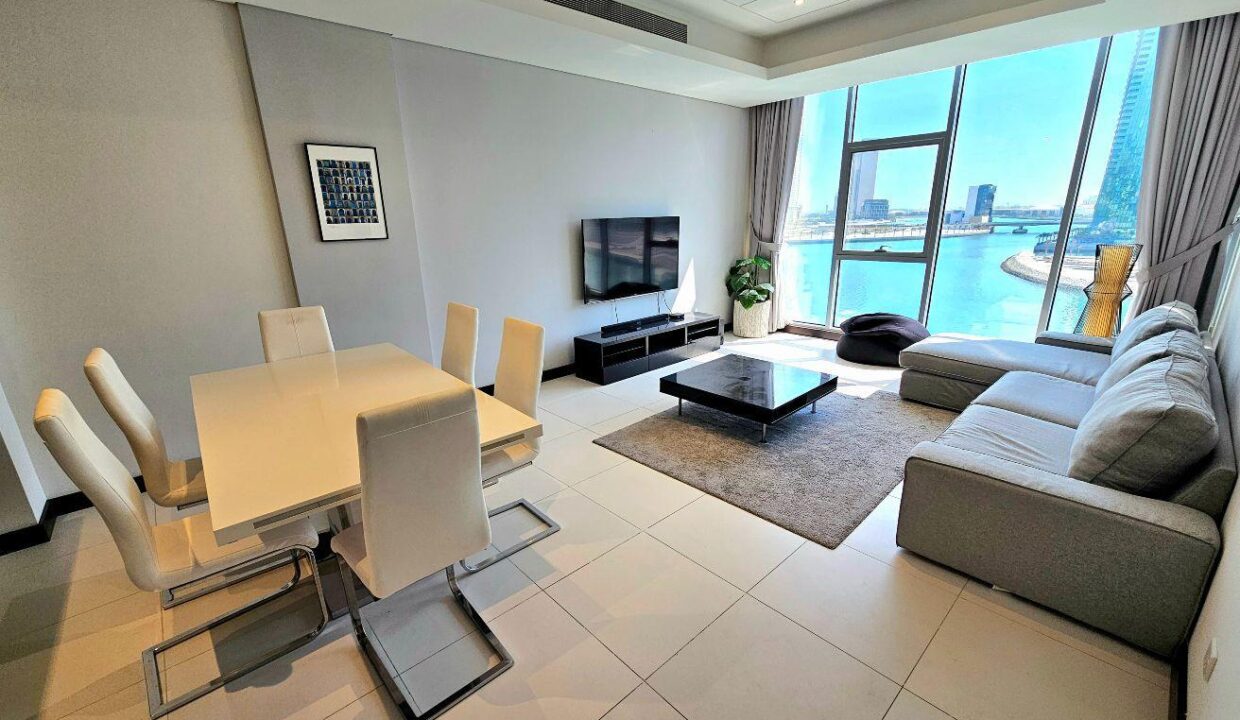 SUPER NICE * SEA VIEW * HIGH FLOOR* OUTDOOR POOL