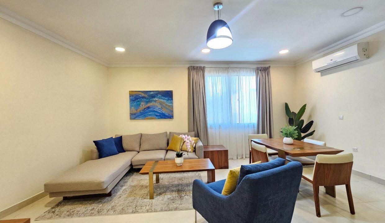 Modern Luxury Family Space with Gas Stove and WiFi