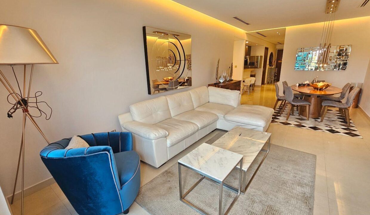 CHIC * MODERN * READY TO MOVE IN * KIDS PLAYGROUND