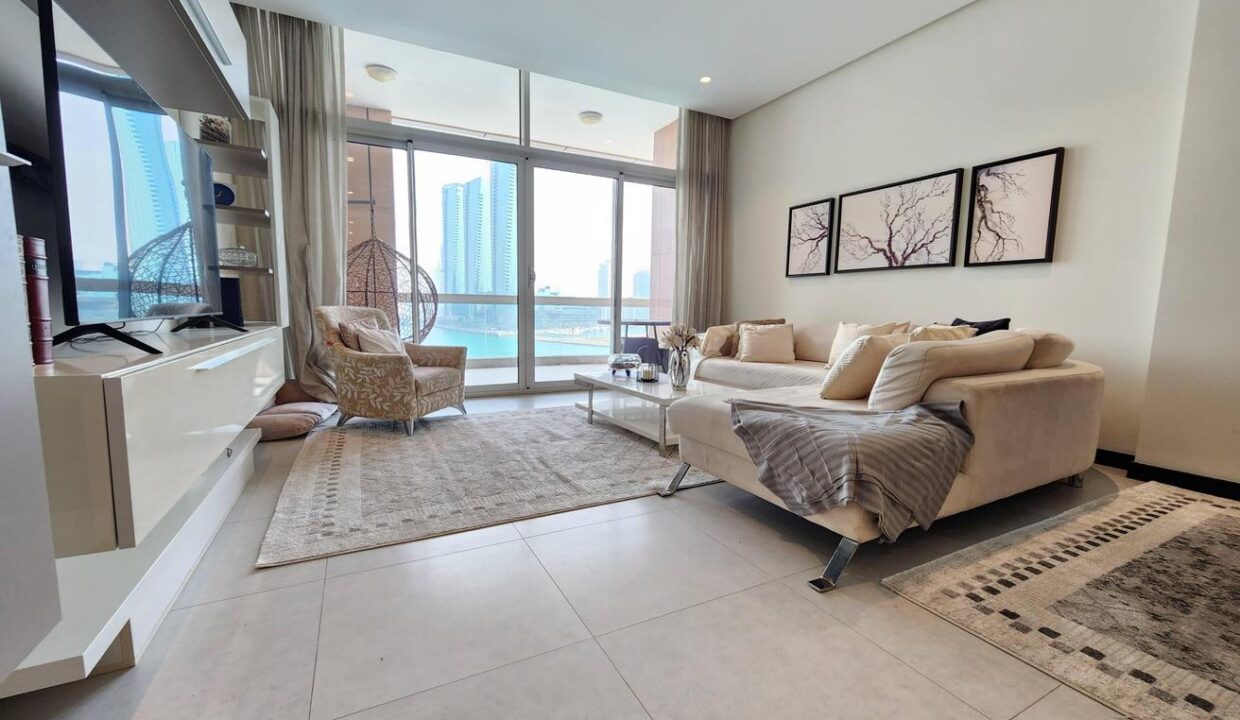 High floor/Luxury Waterfront Living on Reef Island