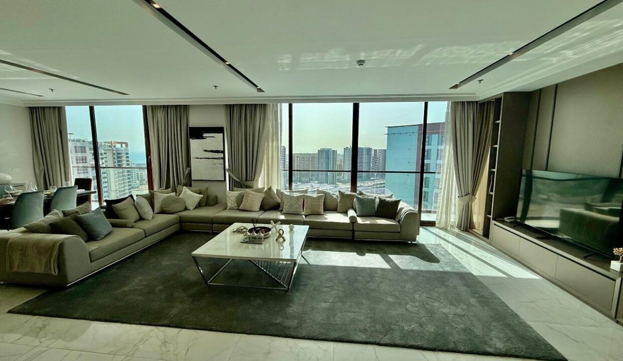 High-End Penthouse with Sea View | Housekeeping