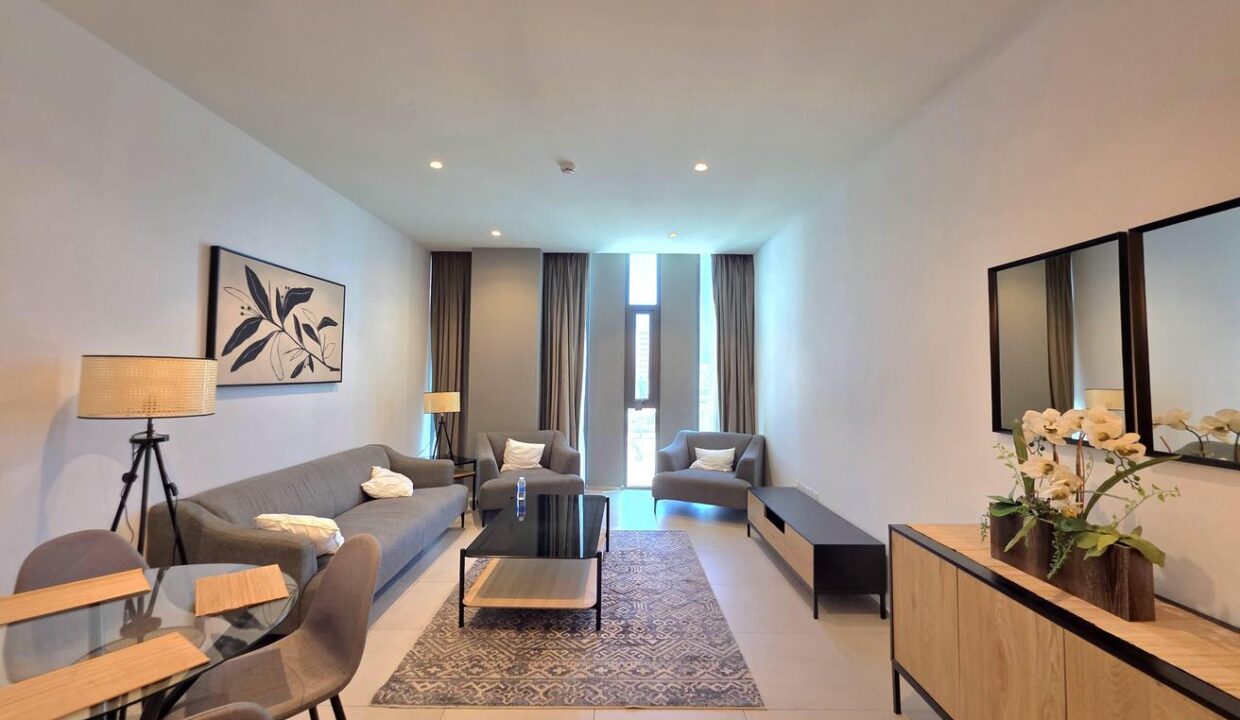 BRAND NEW 1 BHK | SPACIOUS | LARGE BALCONY