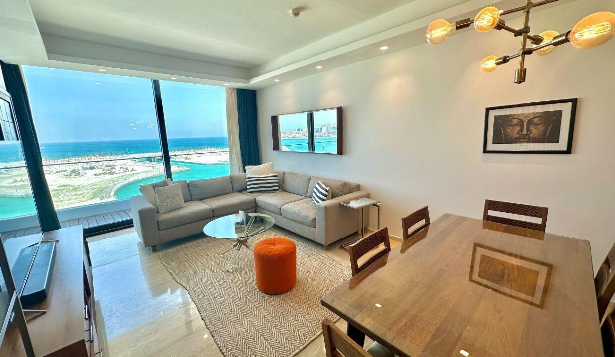 AMAZING VIEW / SPACIOUS APARTMENT/ BEST FACILITIES