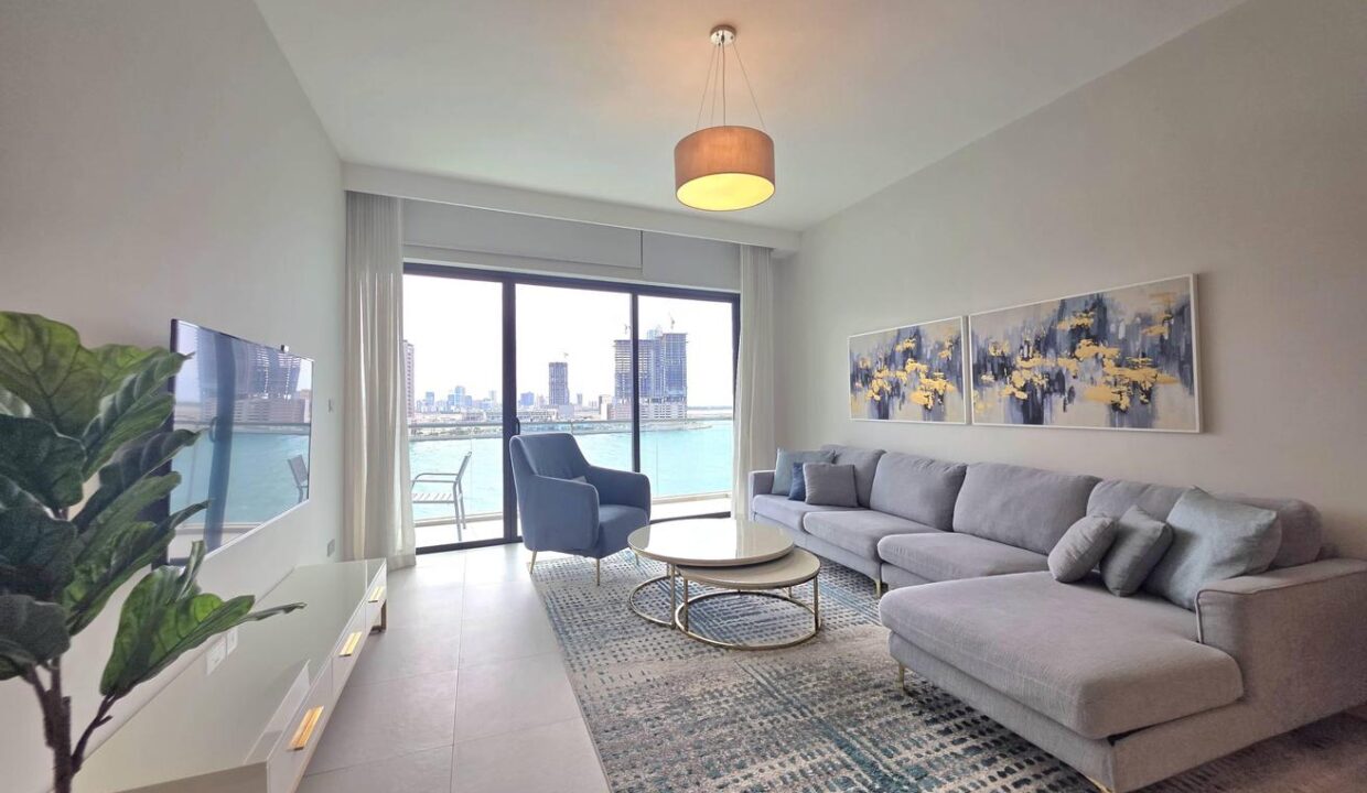 Sea View 1BR Apartment | Balcony | Modern Living