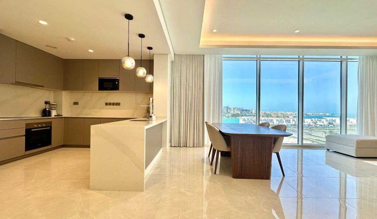 LUXURIUS SEA VIEW APARTMENT WITH PANORAMIC VIEW