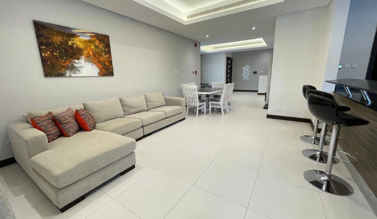 SPACIOUS 3BR DUPLEX IN REEF ISLAND*FULLY FURNISHED