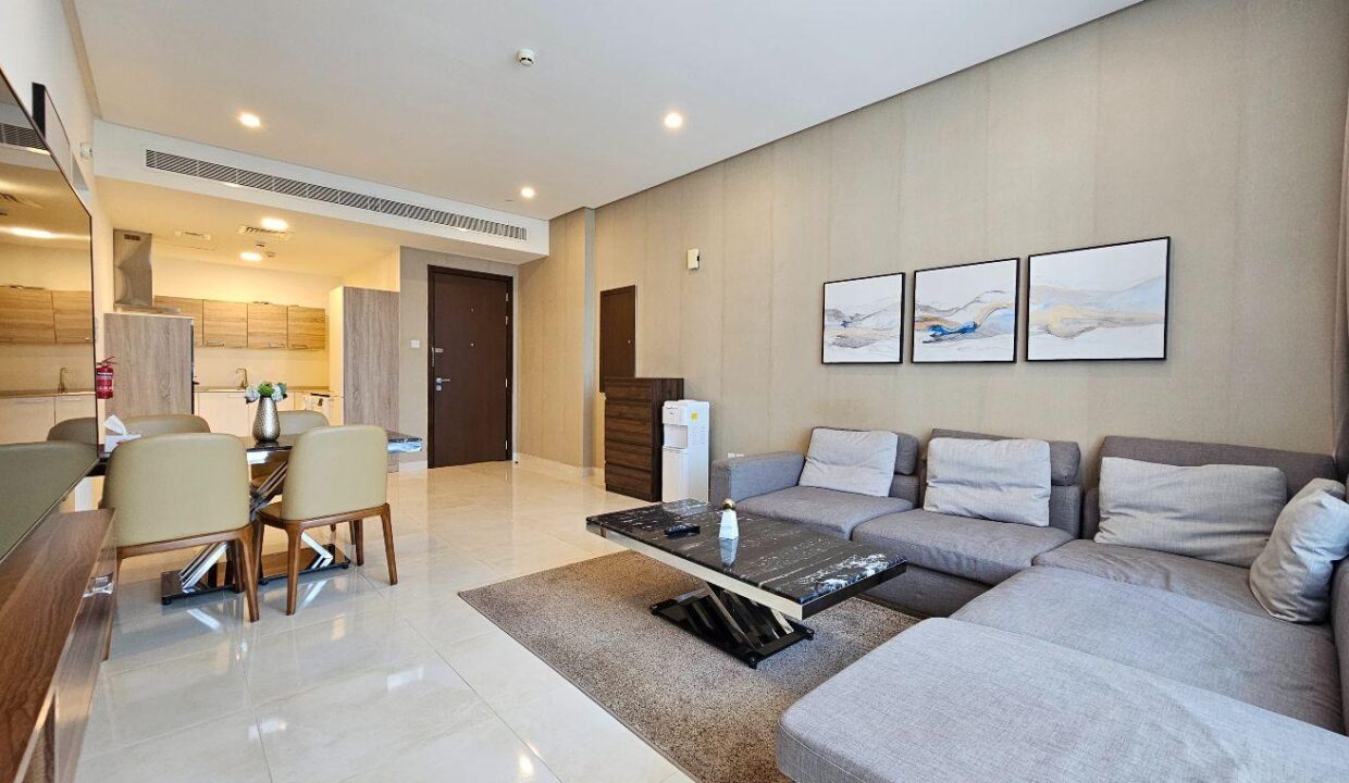 Hot Deal! | Luxury 2BR Apartment | Full Amenities
