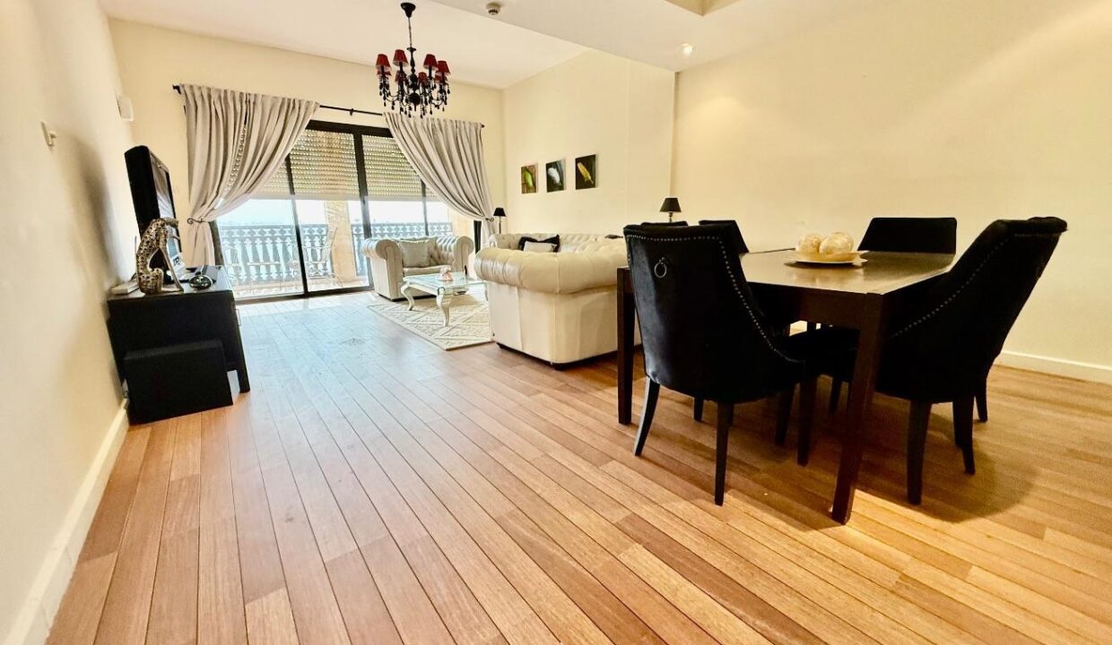 Amwaj Avenue