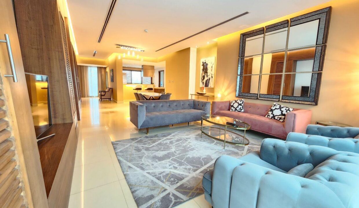 Exceptional 3Bedroom Apartment |Spacious | Balcony