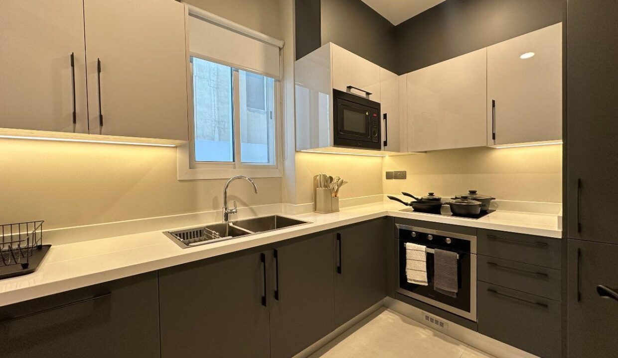 1312x894
