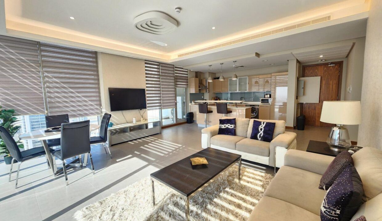 SPECIAL OFFER  * SPACIOUS* CLOSE CITY CENTER* GYM