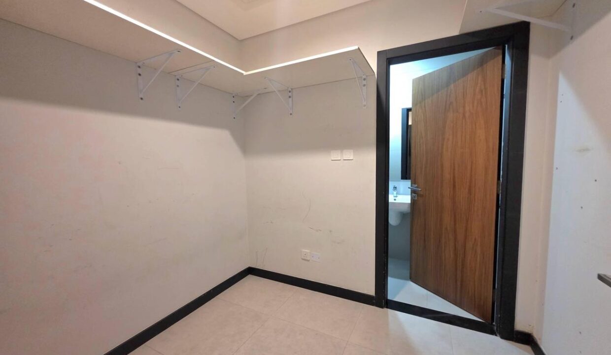 1312x894