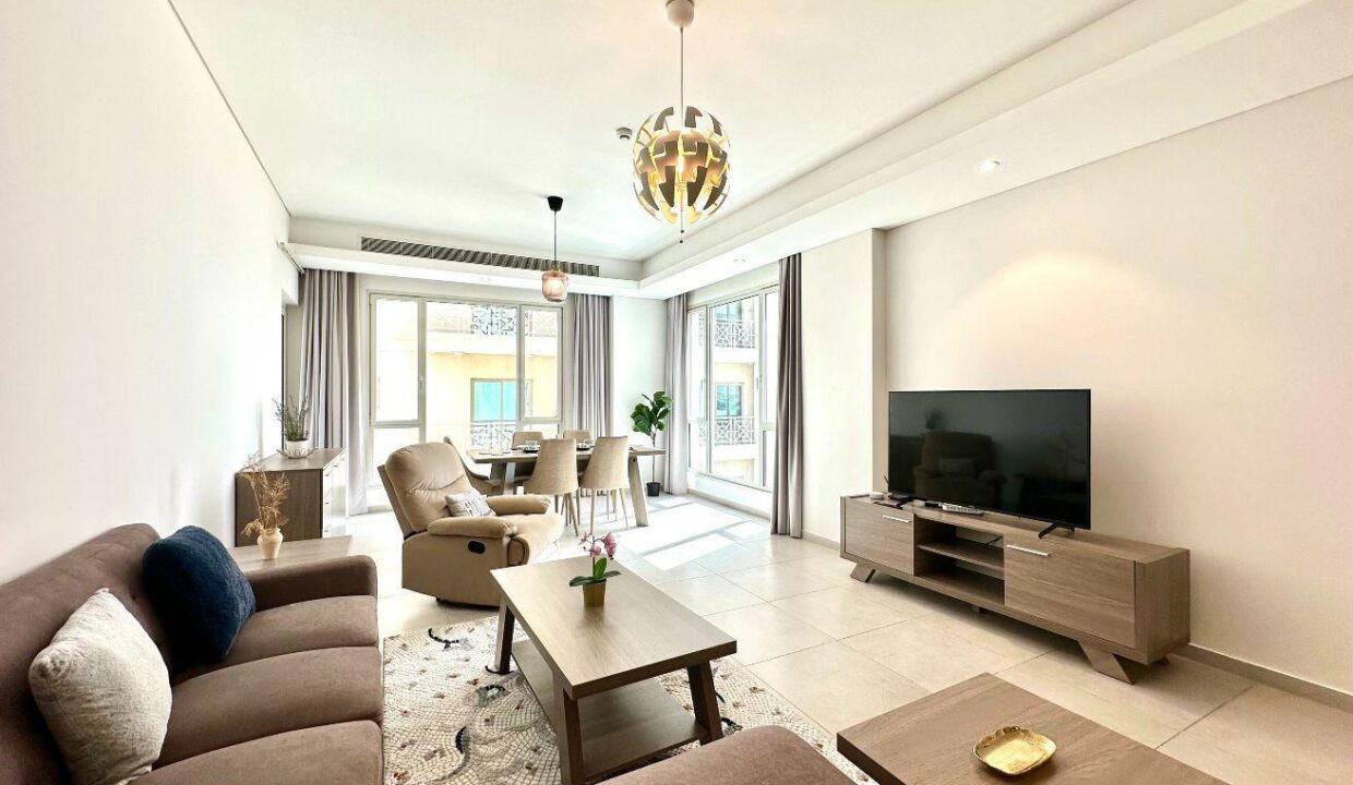 Amwaj Avenue