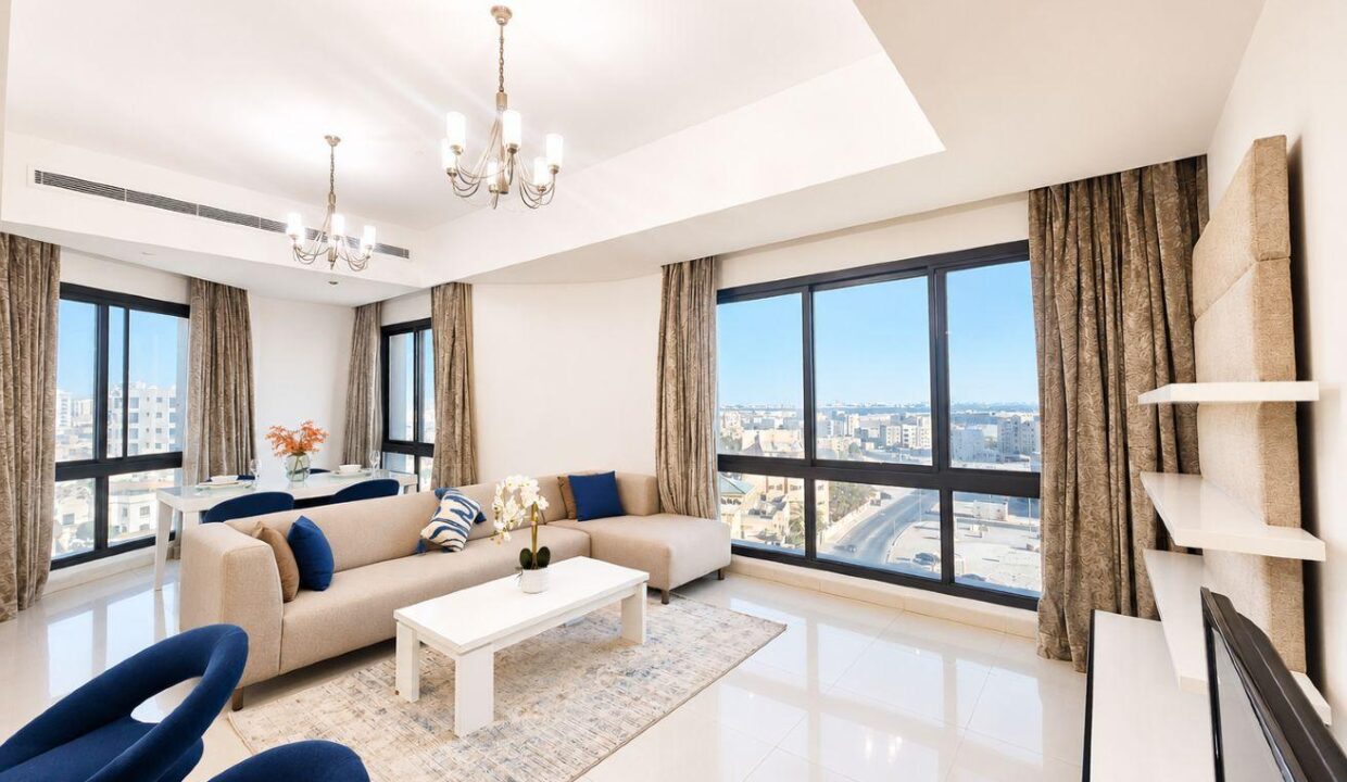 Luxury 1BR | All Inclusive| Pool & Gym | Weekly HK