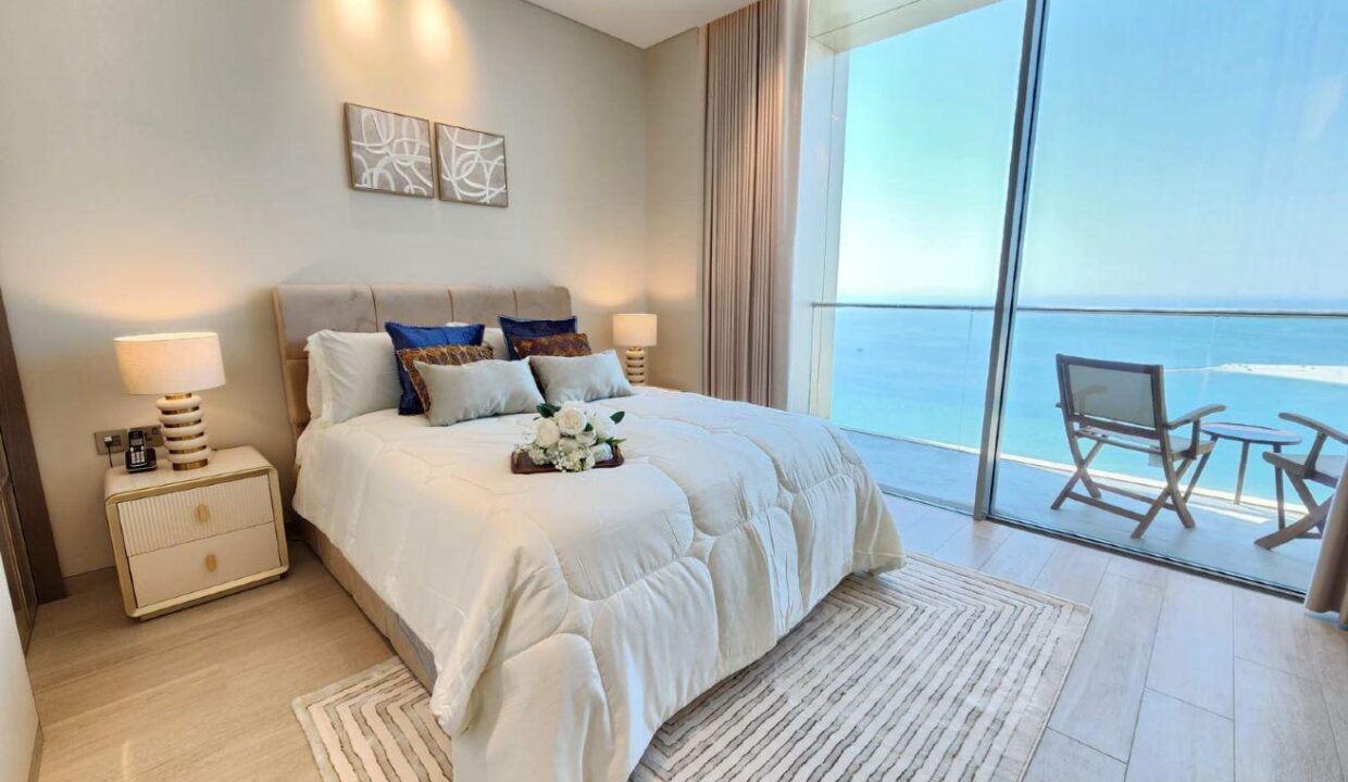 Brand-New Luxury | Sea View | 5-STAR-Style Living