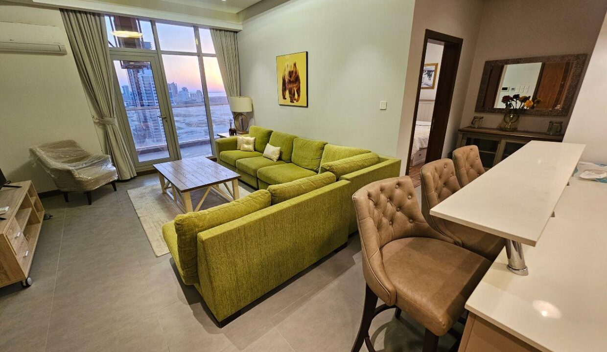 SEA VIEW* BALCONY *AMAZING FACILITIES* CITY CENTER