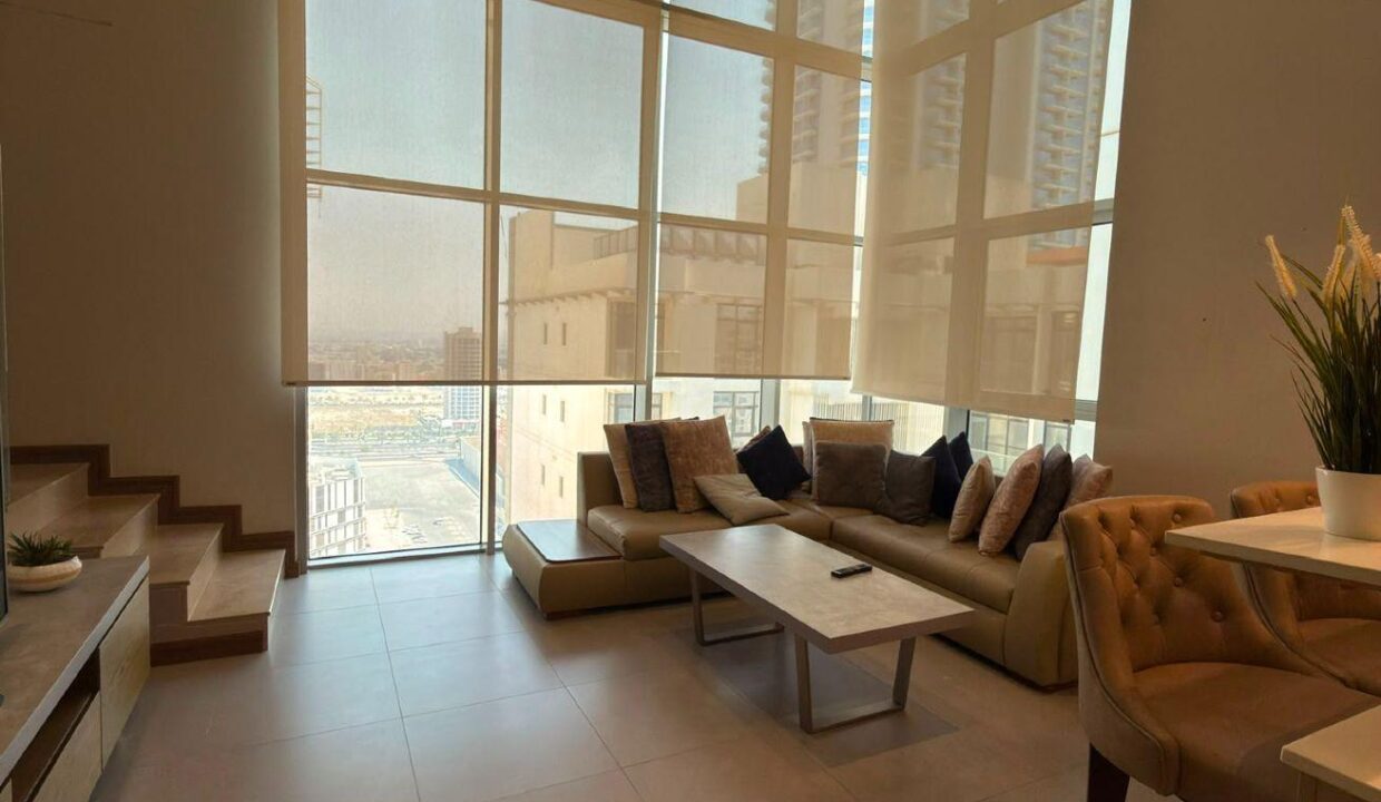 Elegant 1Bedroom Duplex | Higher Floor | City View