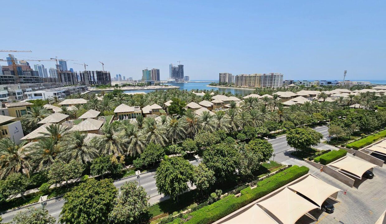 BEST PRICE* SEMI FURNISHED* OUTDOOR POOL* BARBECUE