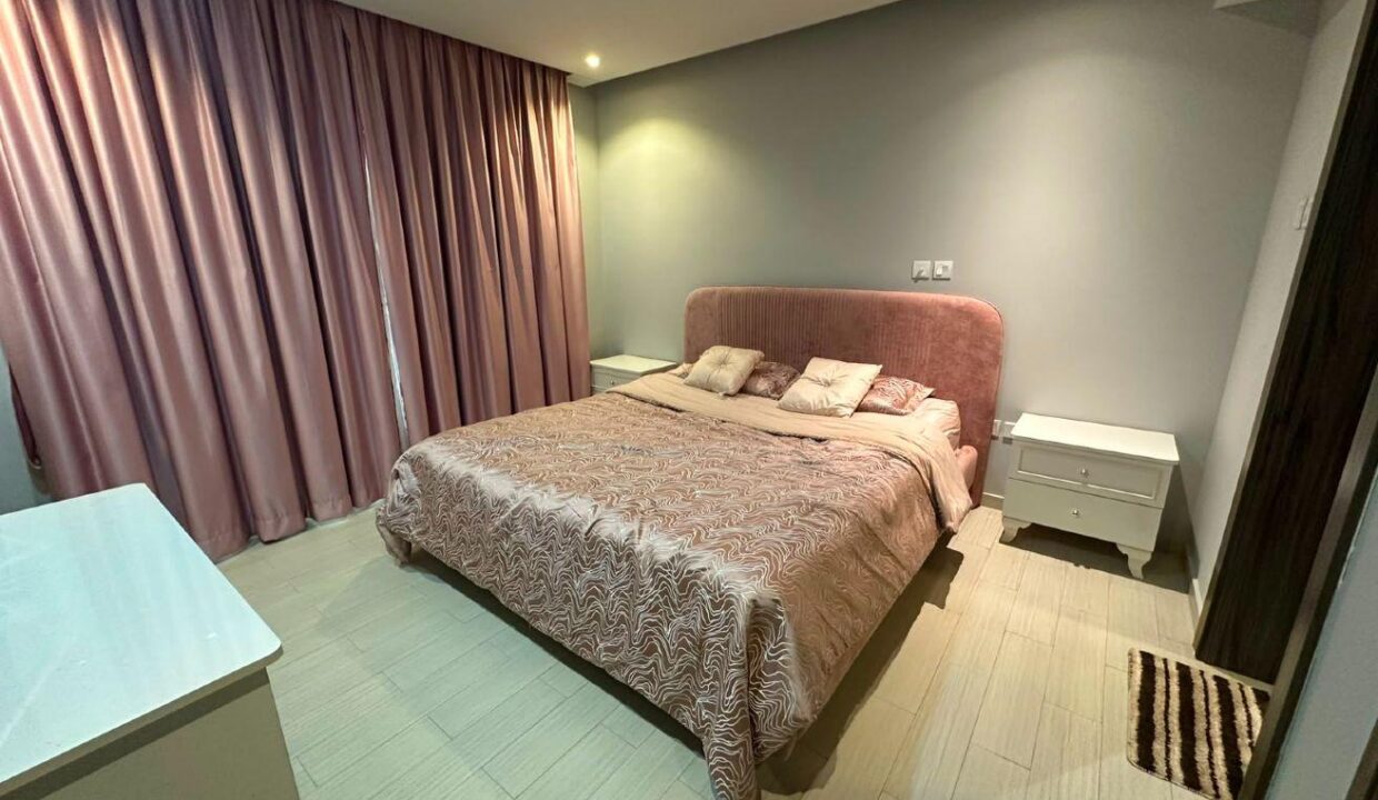 Cozy 1BR*Balcony*Near RCSI*Great Deal* Prime Area*