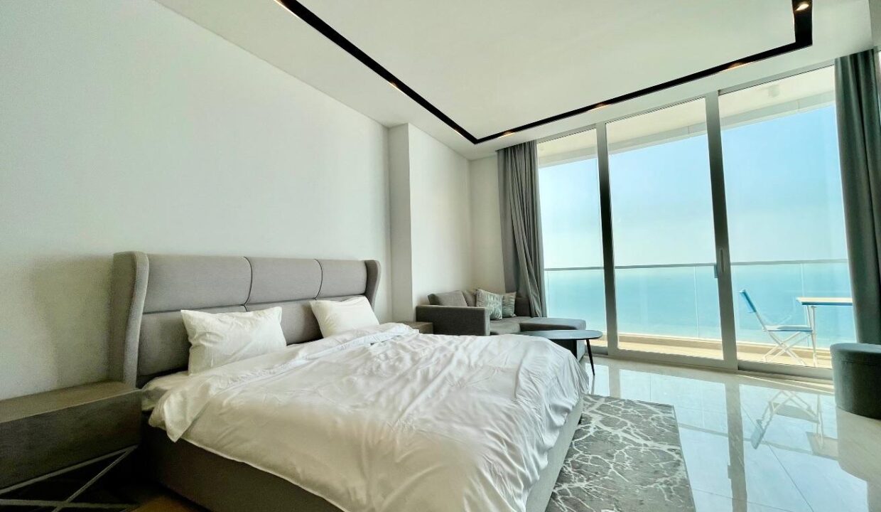 LUXURIOUS LIVING|BEACH ACCESS |SEA VIEW |AMINITIES
