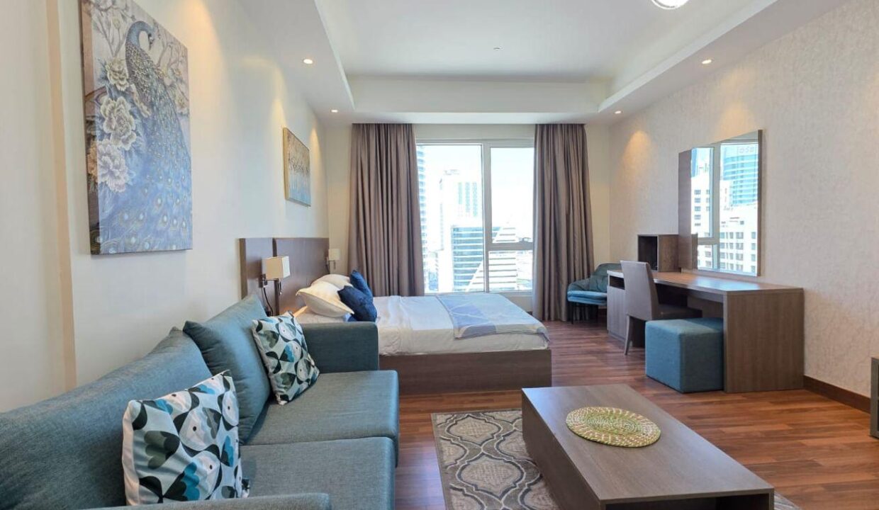 Luxury Studio*Prime & Peaceful Area * Great Price*