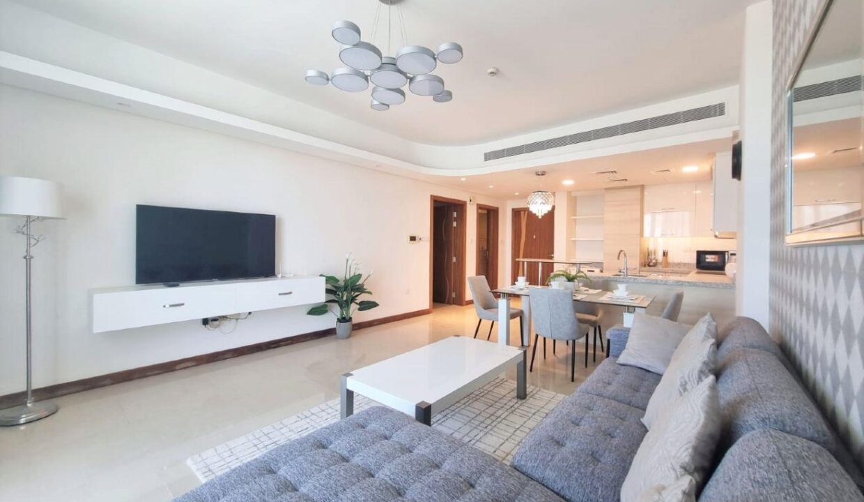 GREAT OFFER / SPACIOUS AND MODER APARTMENT