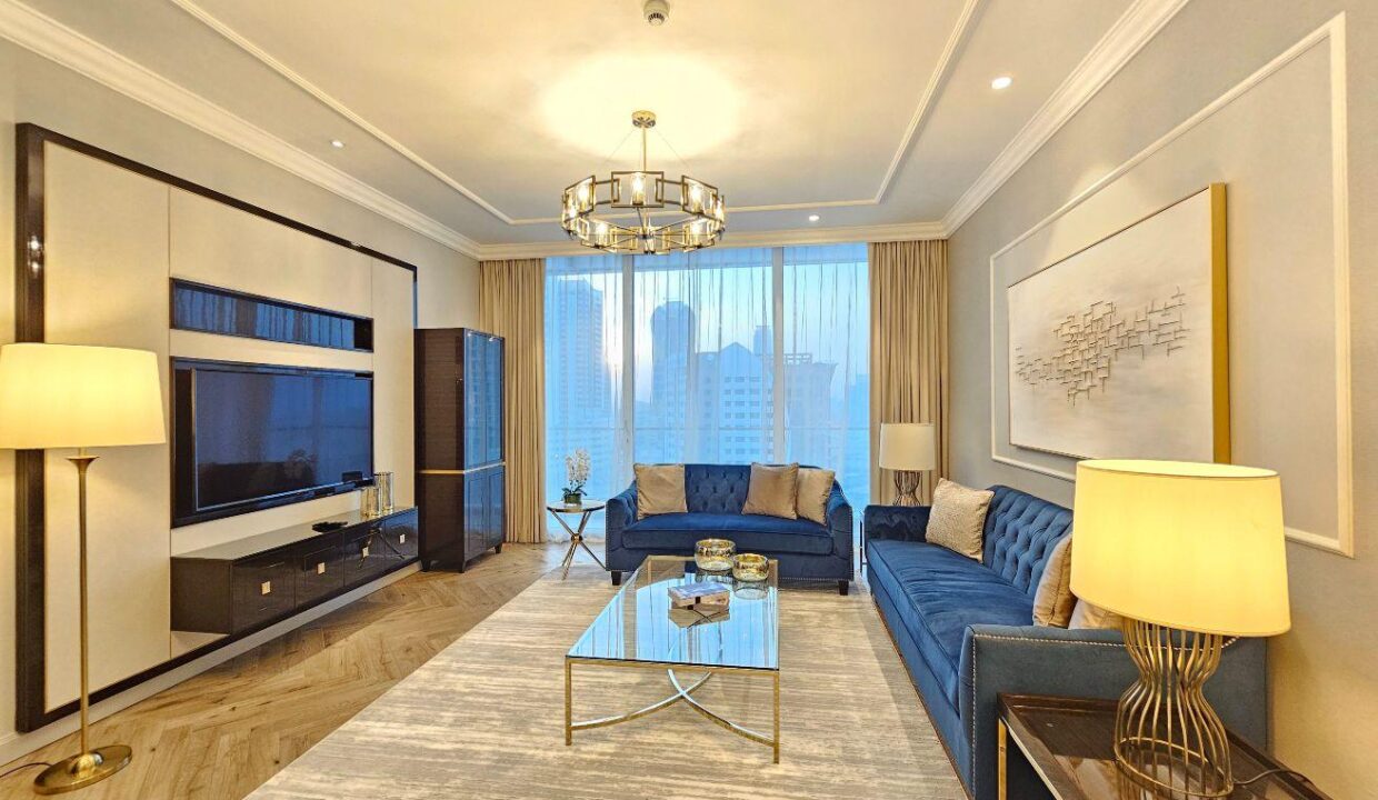 Ultra-Luxury 1BR | Panoramic Sea View | Serviced
