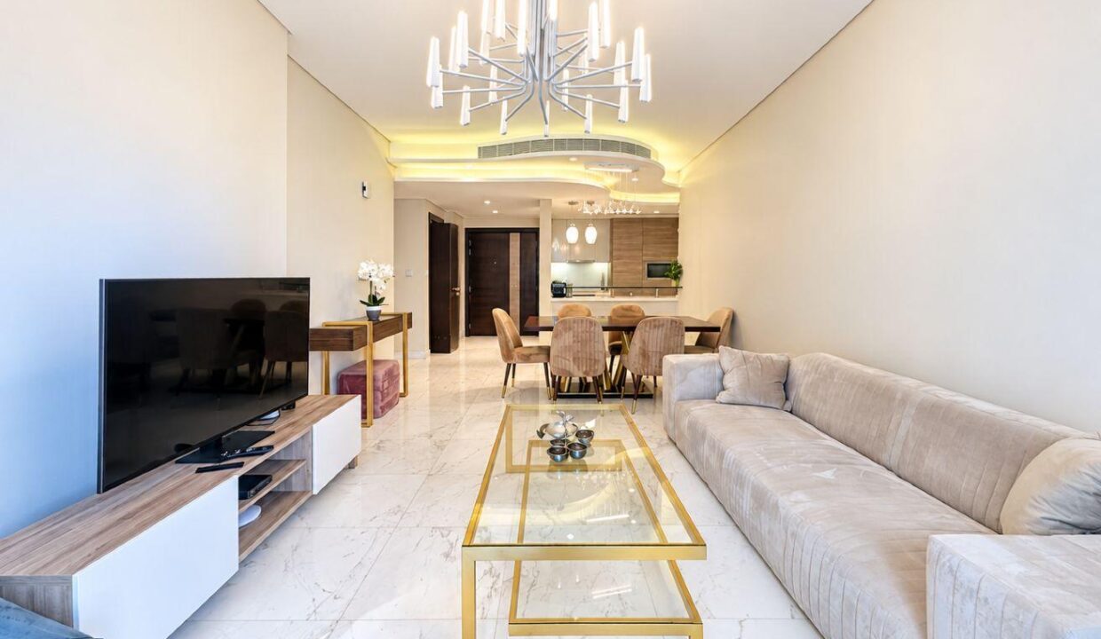 PREMIUM LIVING / AMAZING HOME / PRIME LOCATION